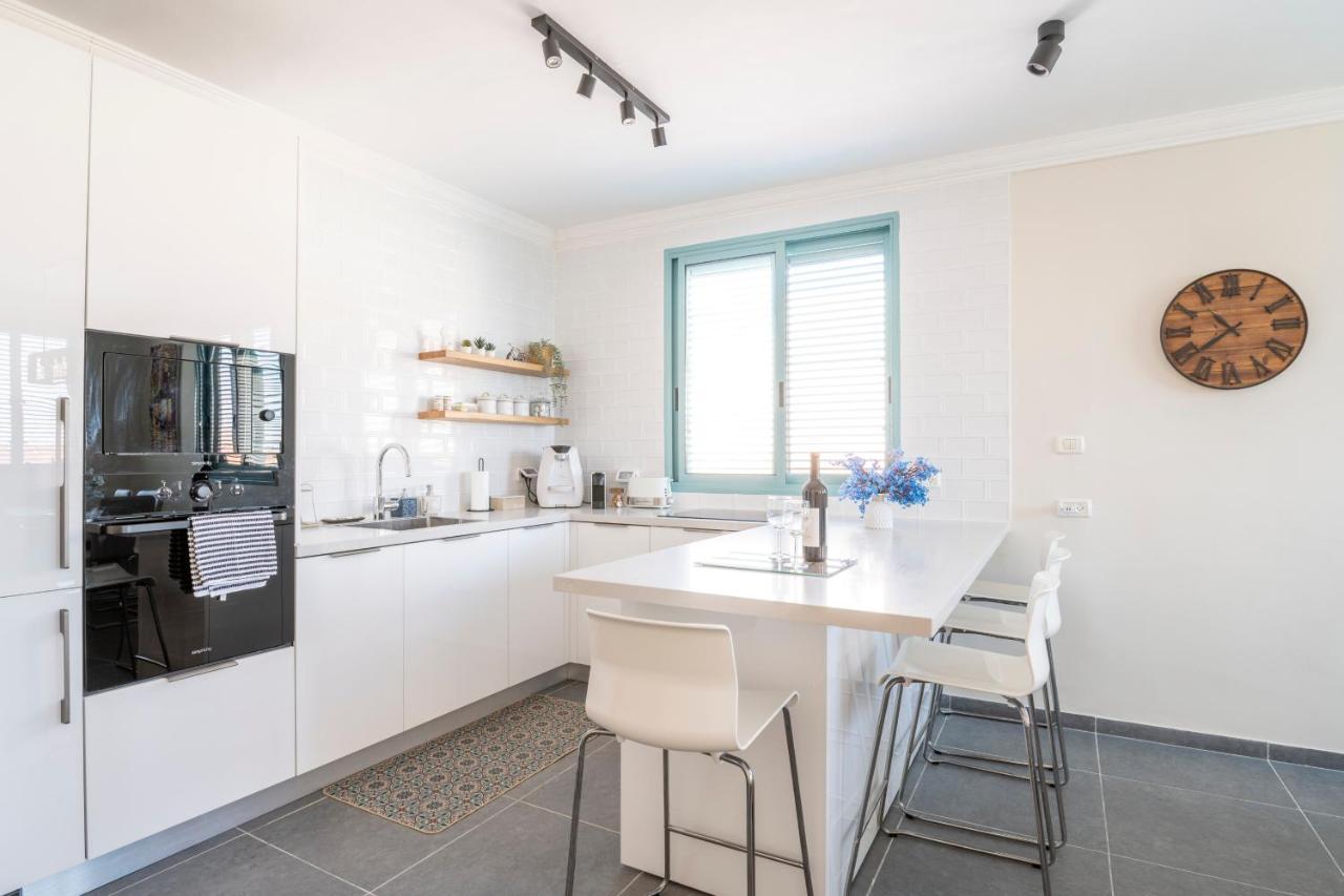 Midrahov Luxury Apartment Zikhron Ya'akov Exterior photo
