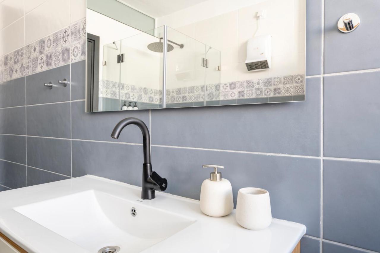 Midrahov Luxury Apartment Zikhron Ya'akov Exterior photo